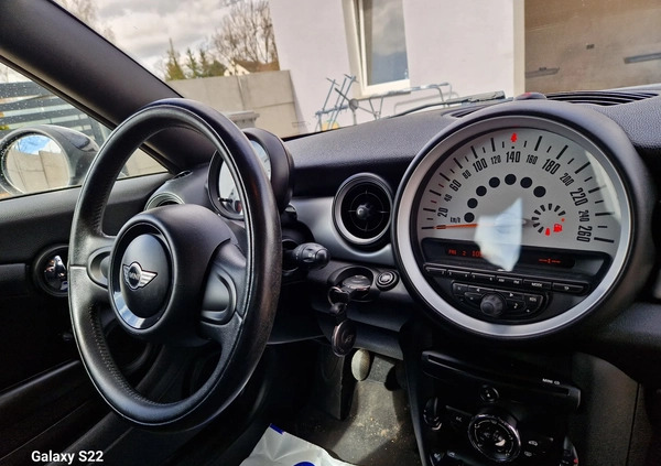 MINI Cooper cena 29900 przebieg: 147000, rok produkcji 2013 z Parczew małe 137